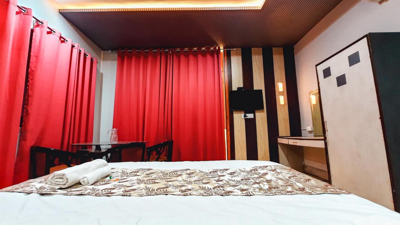 Hotel Rajyashree Palace Váránaszi Kültér fotó