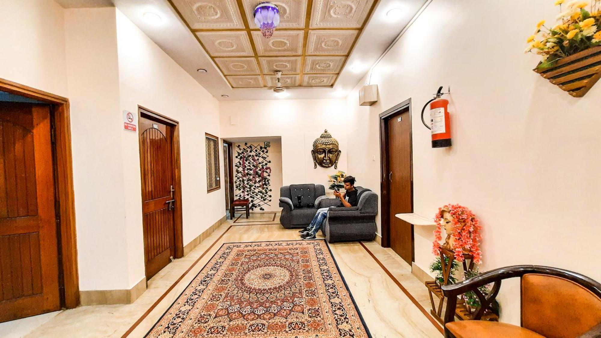 Hotel Rajyashree Palace Váránaszi Kültér fotó