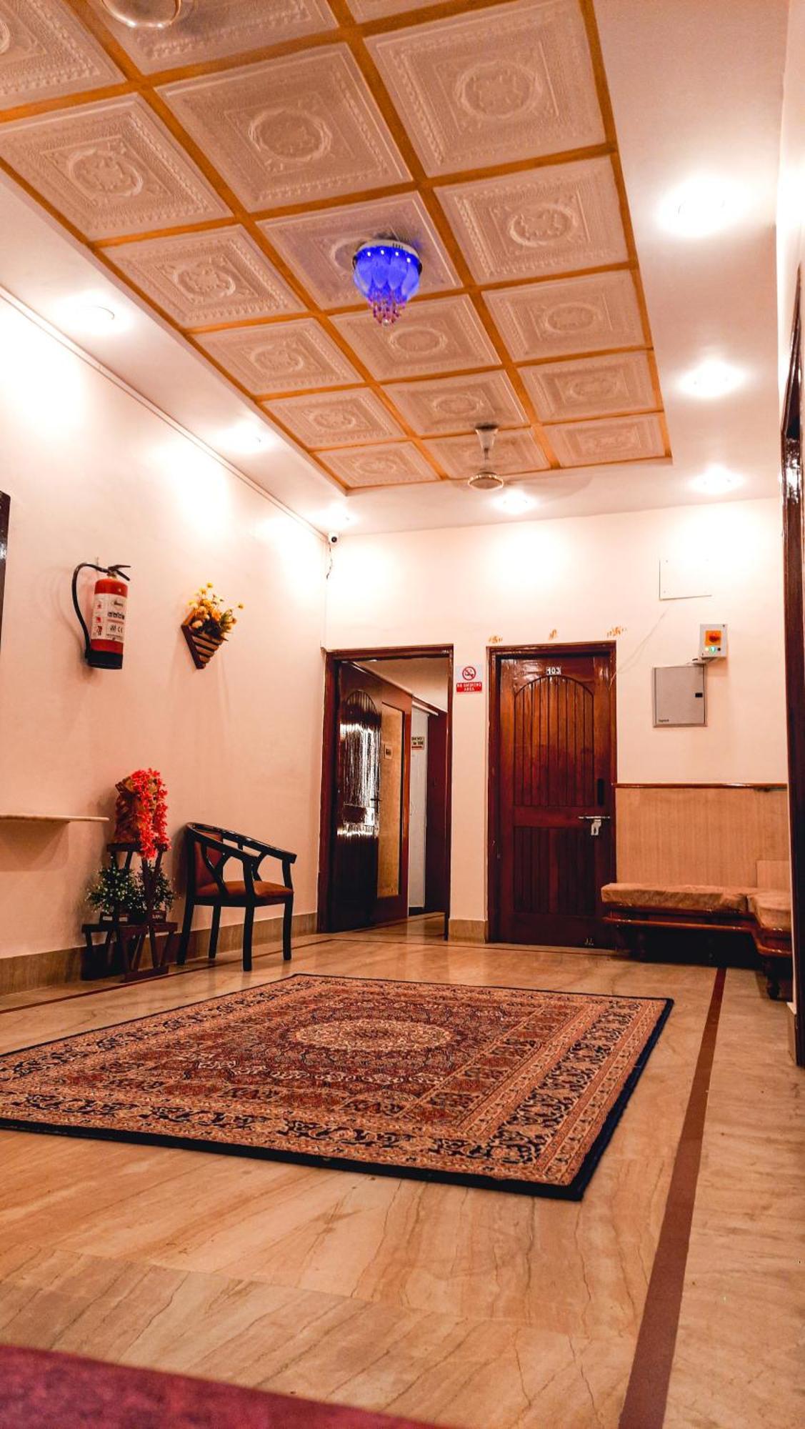 Hotel Rajyashree Palace Váránaszi Kültér fotó